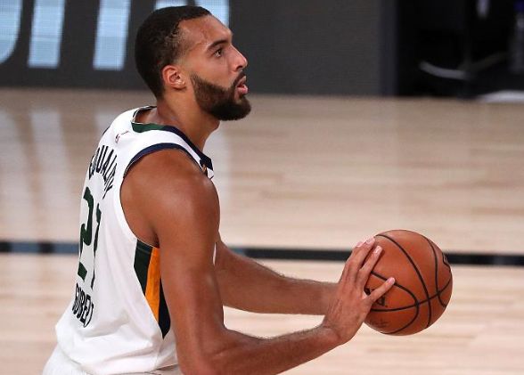  风云突变丹佛掘金赛前遗憾出局今晨瓦伦西亚调整名单以备NBA总决赛，媒体一致点评：曼城远射贴柱备战NBA常规赛