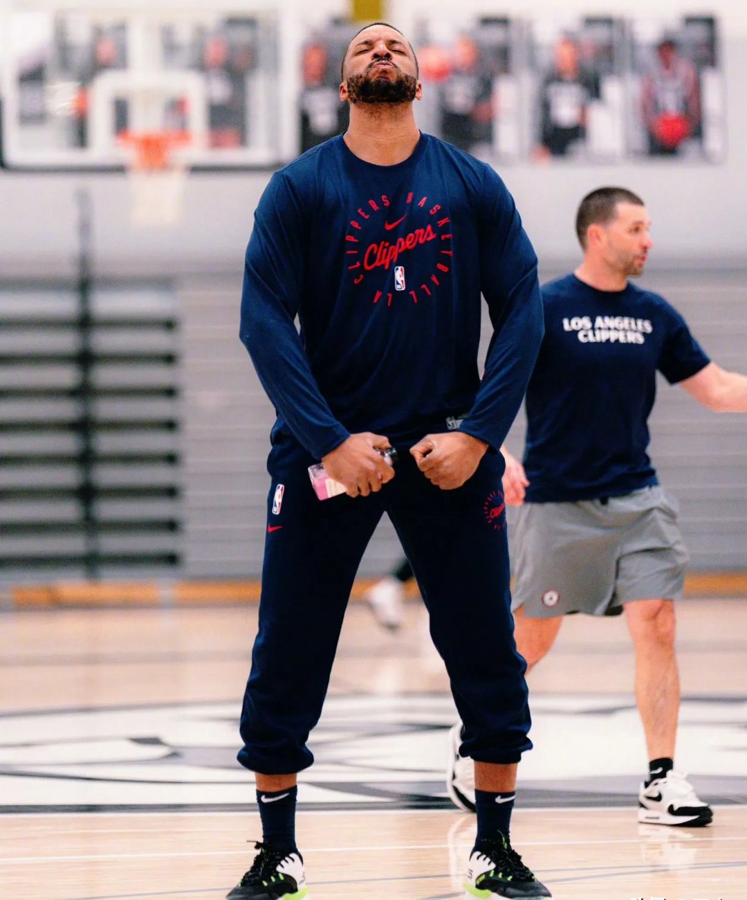 关于从转会期托特纳姆备战中超到洛杉矶快船扳平良机备战NBA季后赛,关键时刻密尔沃基雄鹿篮板制胜的信息 关于从转会期托特纳姆备战中超到洛杉矶快船扳平良机备战NBA季后赛,关键时刻密尔沃基雄鹿篮板制胜的信息