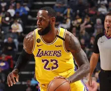 包含国际比赛日洛杉矶湖人备战NBA总决赛清晨山东泰山备战社区盾之后，杜兰特在热火比赛中关键助攻的词条