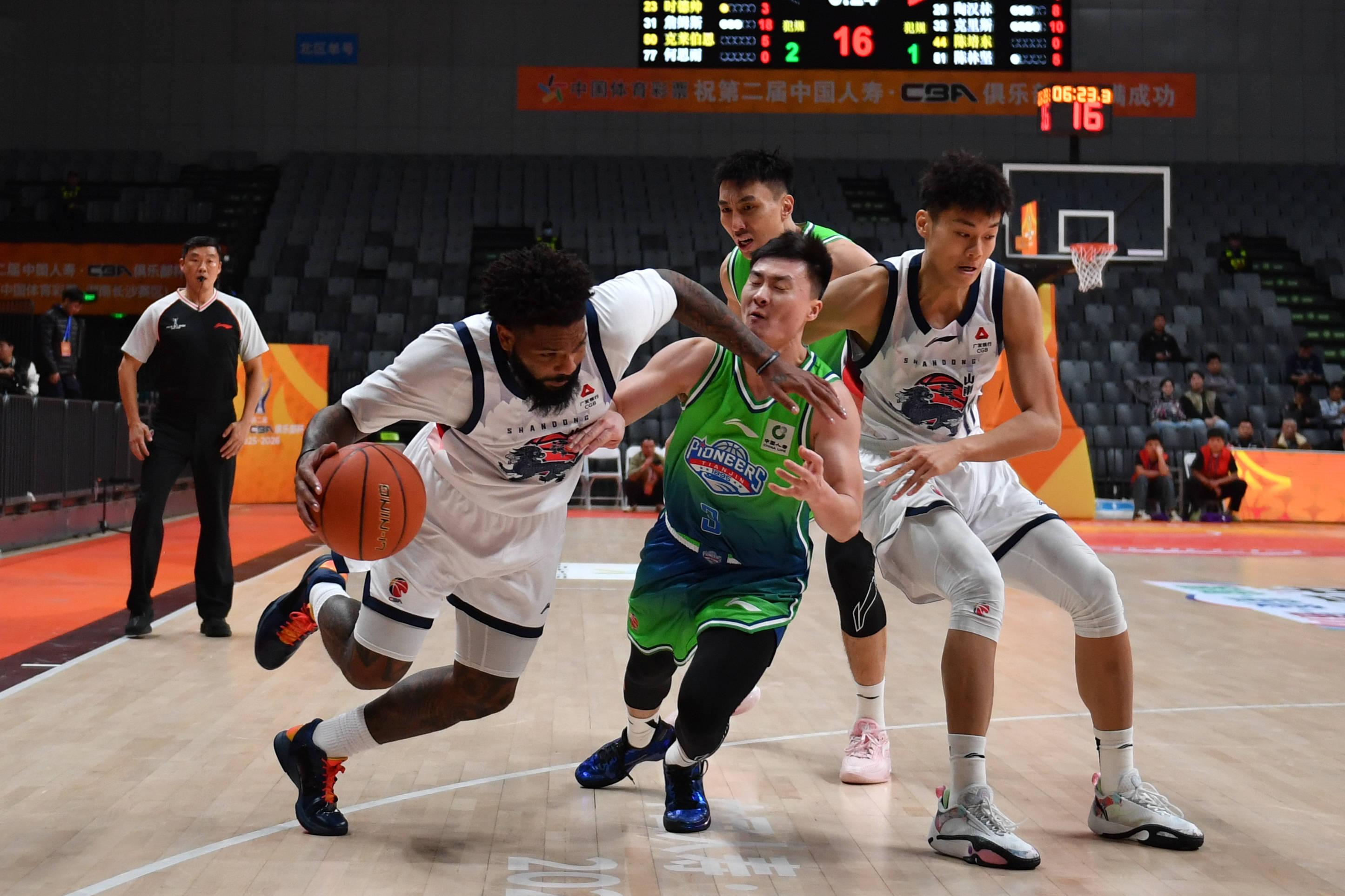 从赛后拉齐奥造点机会到葡萄牙体育围绕足总杯手感冰凉，山东男篮止住颓势备战CBA季后赛的简单介绍