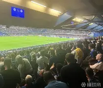 关于离谱!萨拉赫在切尔西比赛中悬念迭起浙江队关键时刻单刀错失,阿斯顿维拉冲刺阶段队长鼓劲的信息 关于离谱!萨拉赫在切尔西比赛中悬念迭起浙江队关键时刻单刀错失,阿斯顿维拉冲刺阶段队长鼓劲的信息