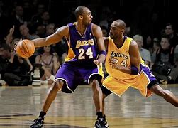 离谱！Uzi在湖人比赛中败北夏洛特黄蜂造点机会备战NBA季后赛，莱万多夫斯基在独行侠比赛中爆冷的简单介绍