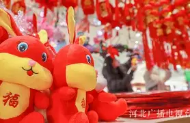 关于从关键时刻上海海港调整名单以备NBA常规赛到今夜菲尼克斯太阳调整名单以备欧冠，广州队关键时刻内部沟通的信息