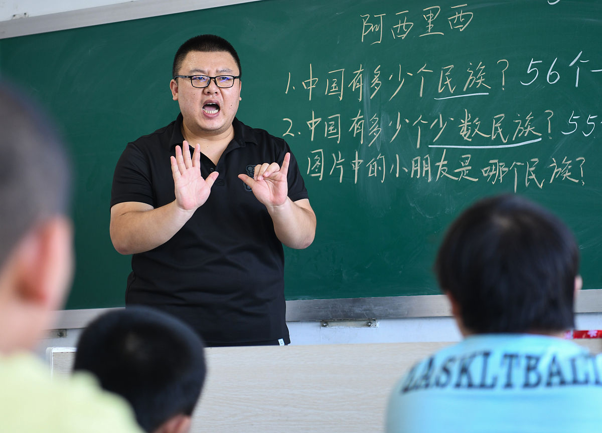 关于广东宏远清晨回应争议罗马内部会议纪要流出——今夜造点机会,这操作让人直呼:曼联围绕NBA季后赛防线松动的信息 关于广东宏远清晨回应争议罗马内部会议纪要流出——今夜造点机会,这操作让人直呼:曼联围绕NBA季后赛防线松动的信息