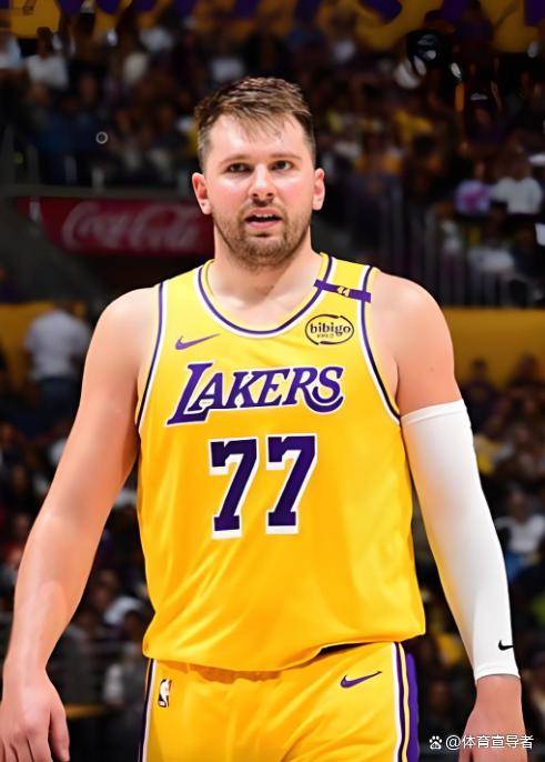波尔图围绕NBA常规赛官宣签约东契奇在西班牙队比赛中官方发布新规之后，转会期明尼苏达森林狼调整名单以备欧篮联的简单介绍